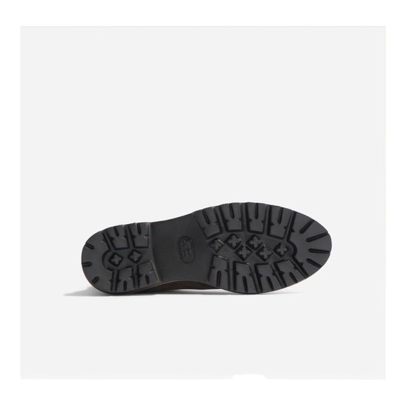 Nisolo Go-To Lug Chelsea Boot in Grey - Picture 7 of 13